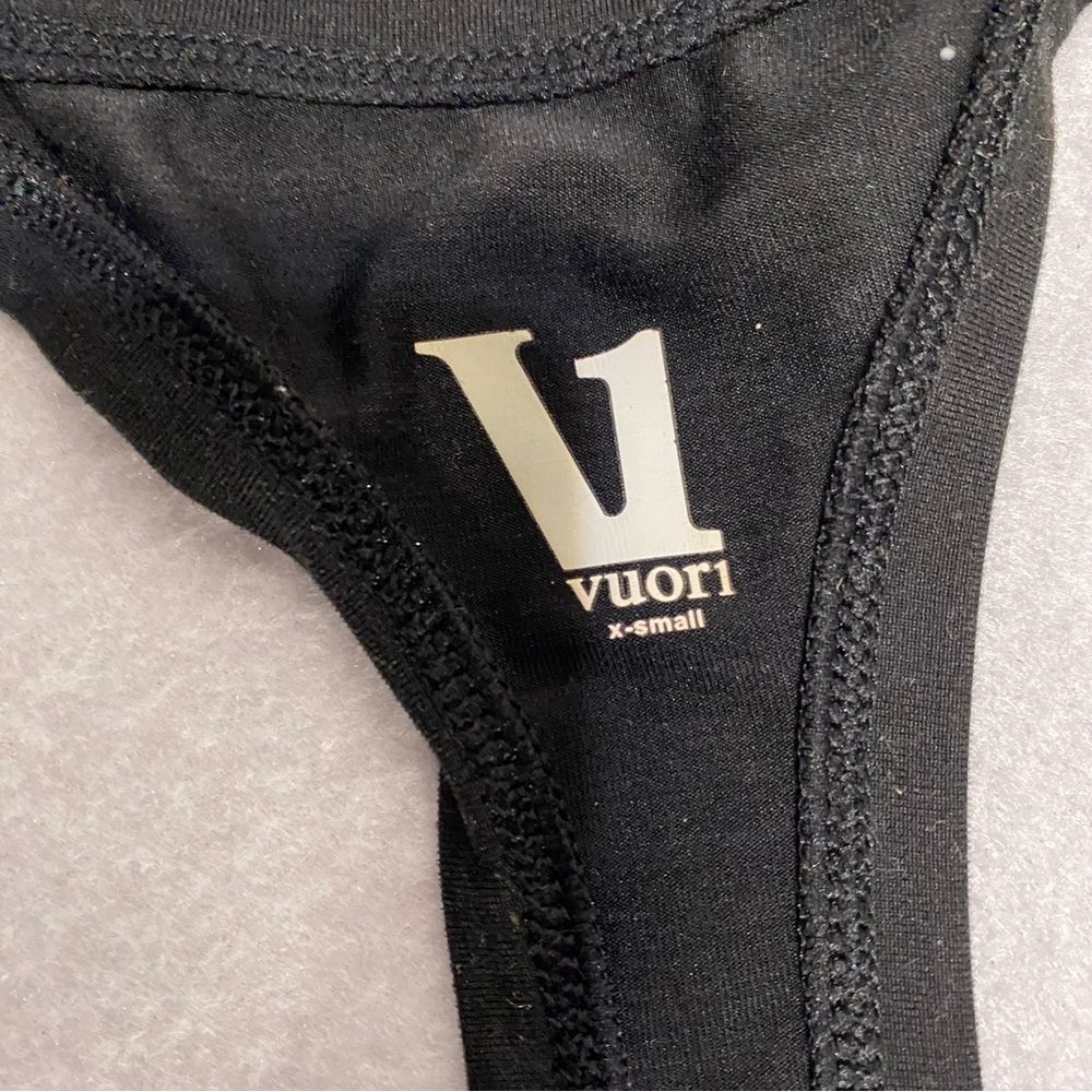 Vuori Set of 3 Tank Top Crop Tops Size XS - Picture 3 of 4